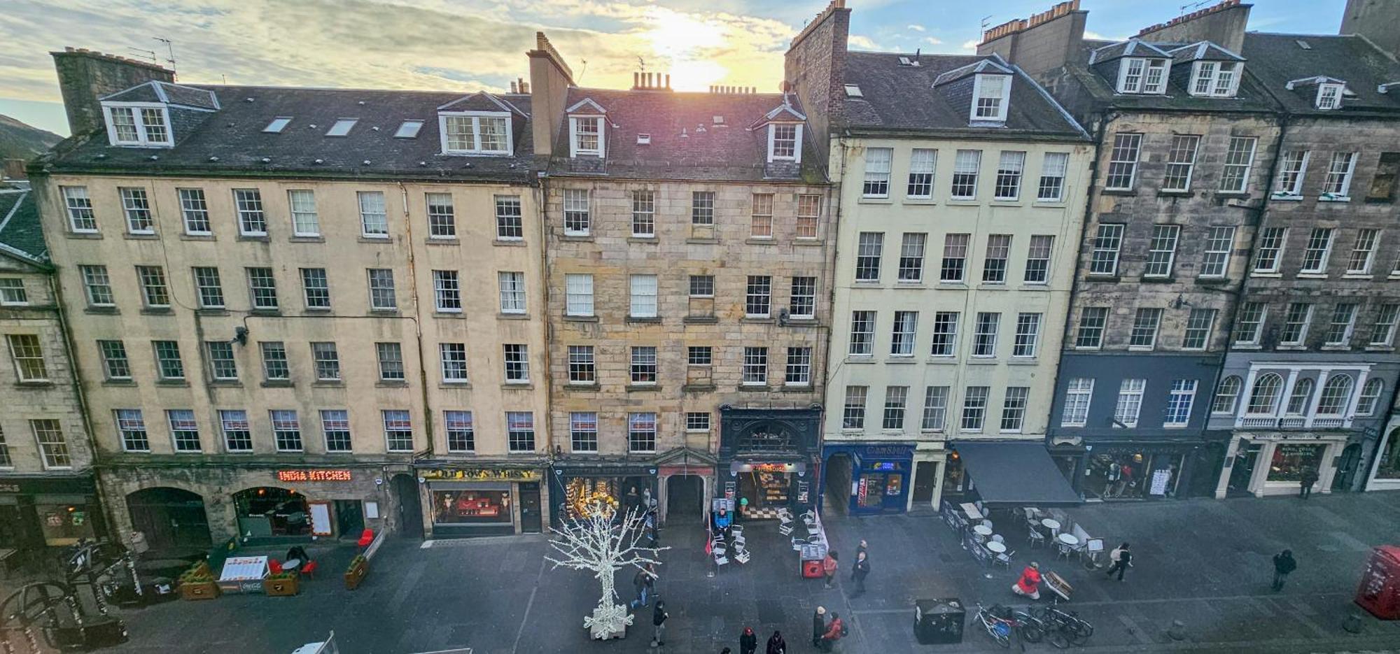 Royal Mile - Bright 2 Bedroom Apartment Edinburg Exteriör bild