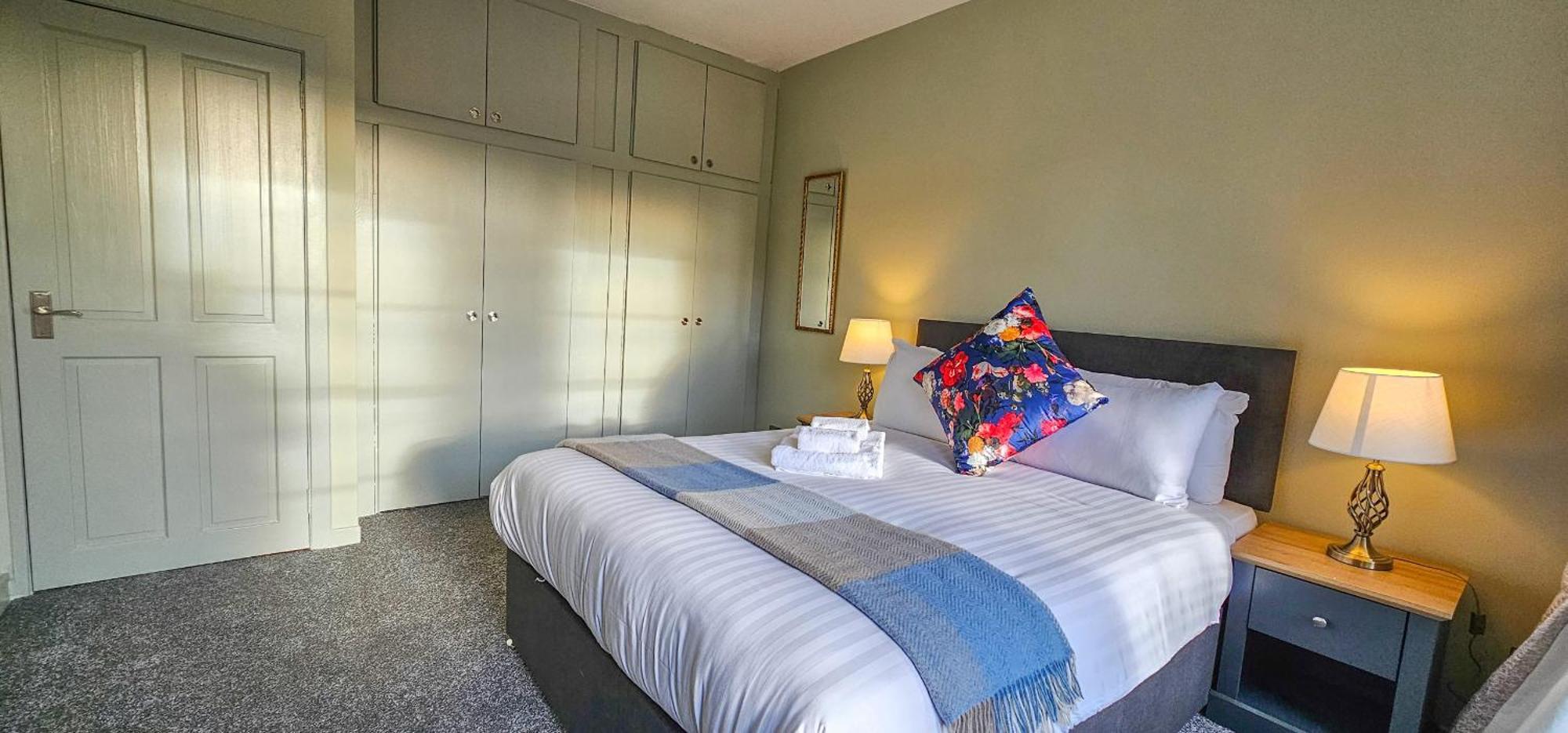 Royal Mile - Bright 2 Bedroom Apartment Edinburg Exteriör bild