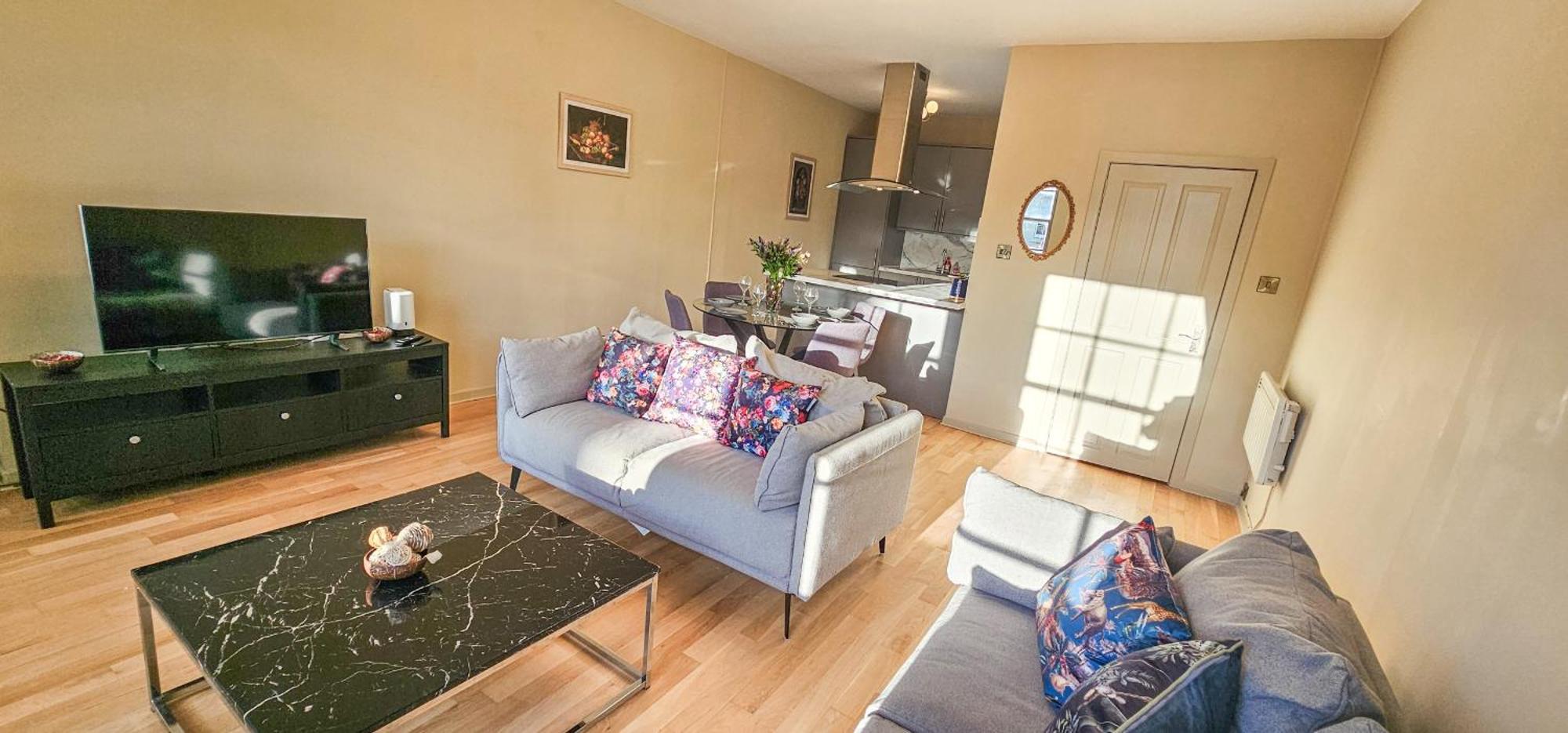 Royal Mile - Bright 2 Bedroom Apartment Edinburg Exteriör bild